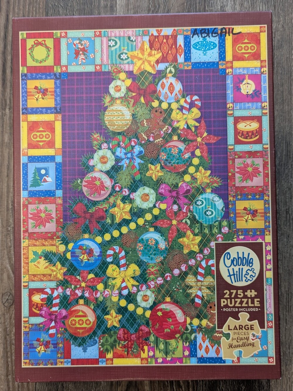Cobble Hill Christmas Tree 275 Piece Large Piece Jigsaw Puzzle